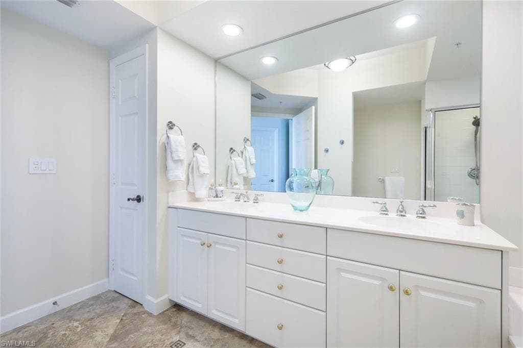 300 Dunes BLVD PH-5-13