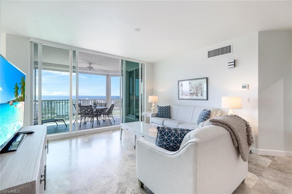 300 Dunes BLVD PH-5-5