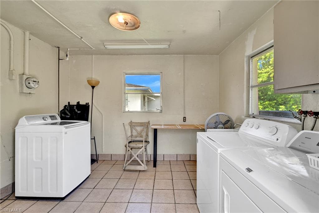 513 Monterey AVE-30