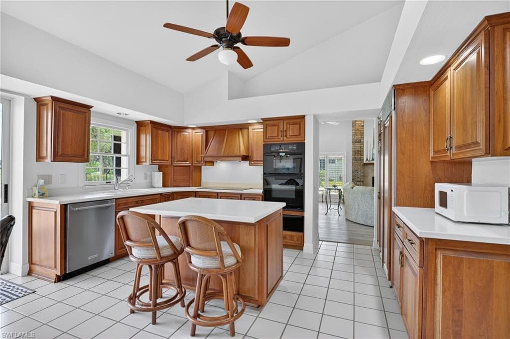 16031 Forest Oaks DR-12