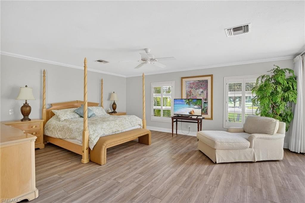 16031 Forest Oaks DR-17