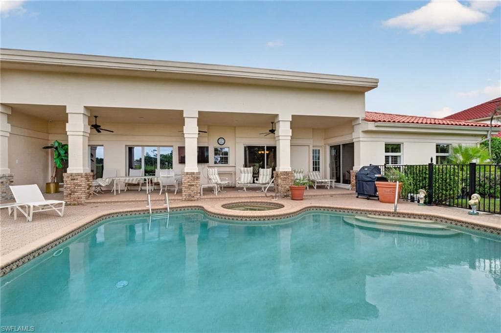 16031 Forest Oaks DR-33