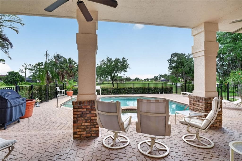 16031 Forest Oaks DR-36