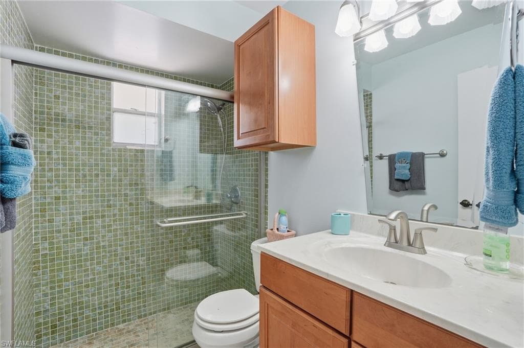 4289 Island CIR 1-23