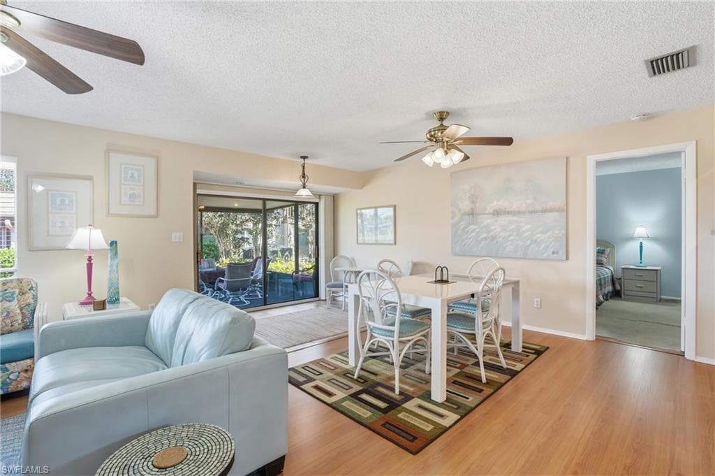4289 Island CIR 1-13