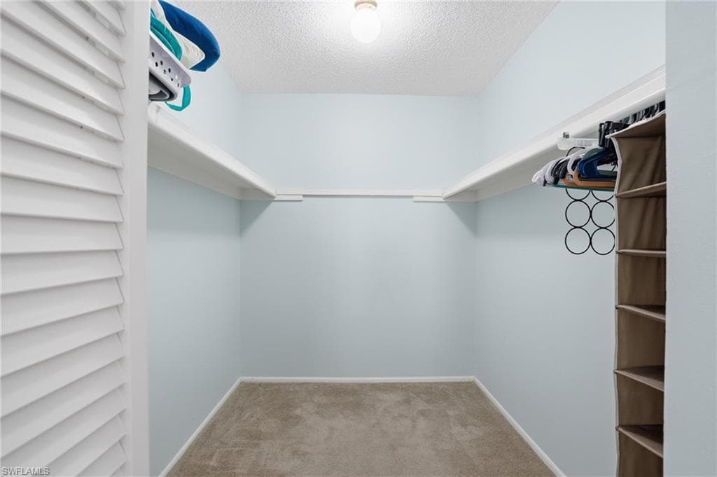 4289 Island CIR 1-24
