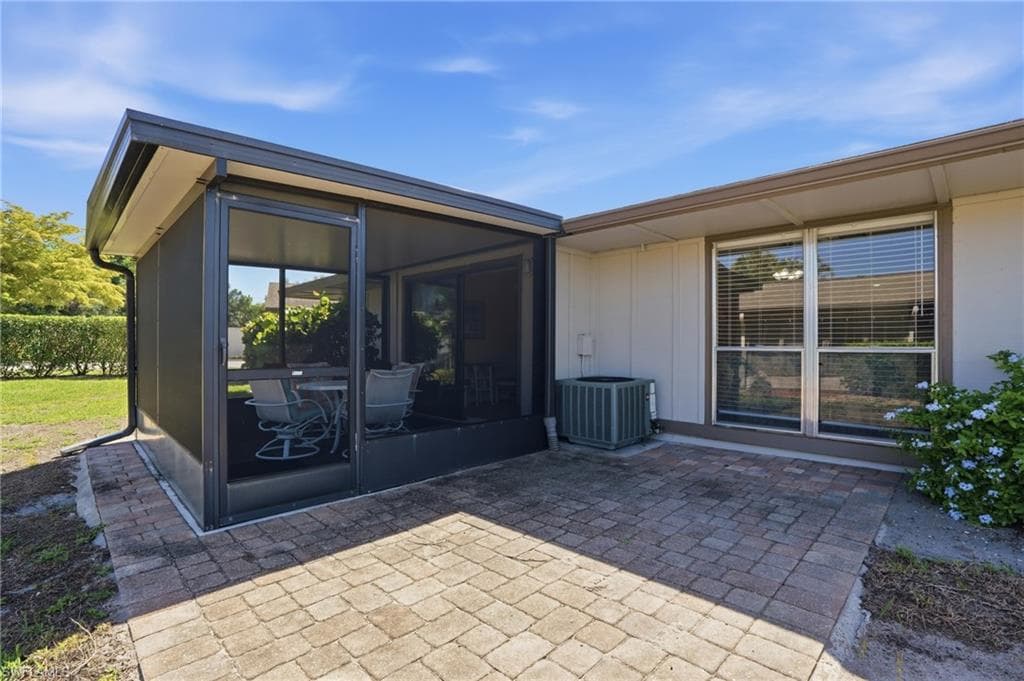 4289 Island CIR 1-33