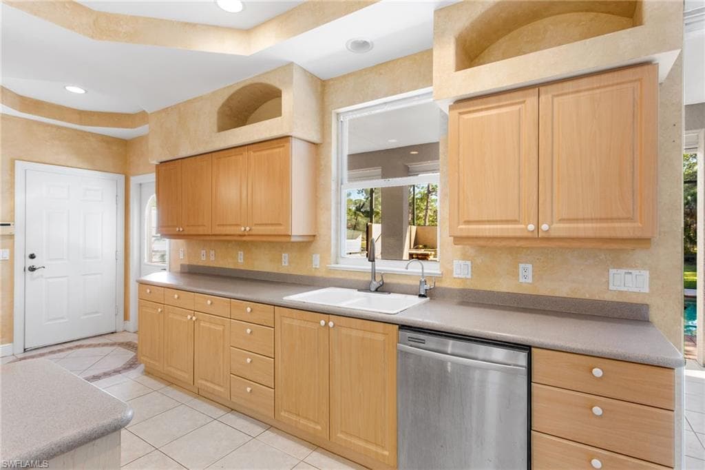 11203 Butler DR-22