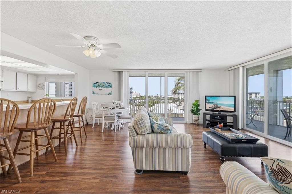 7148 Estero BLVD 423-12