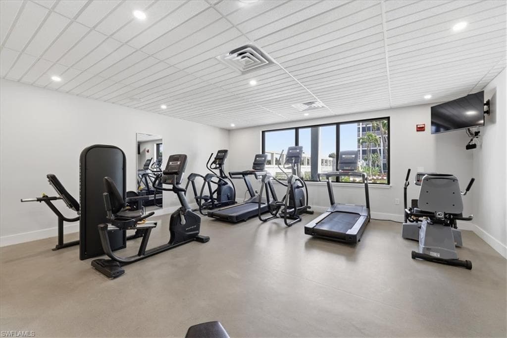7148 Estero BLVD 423-18