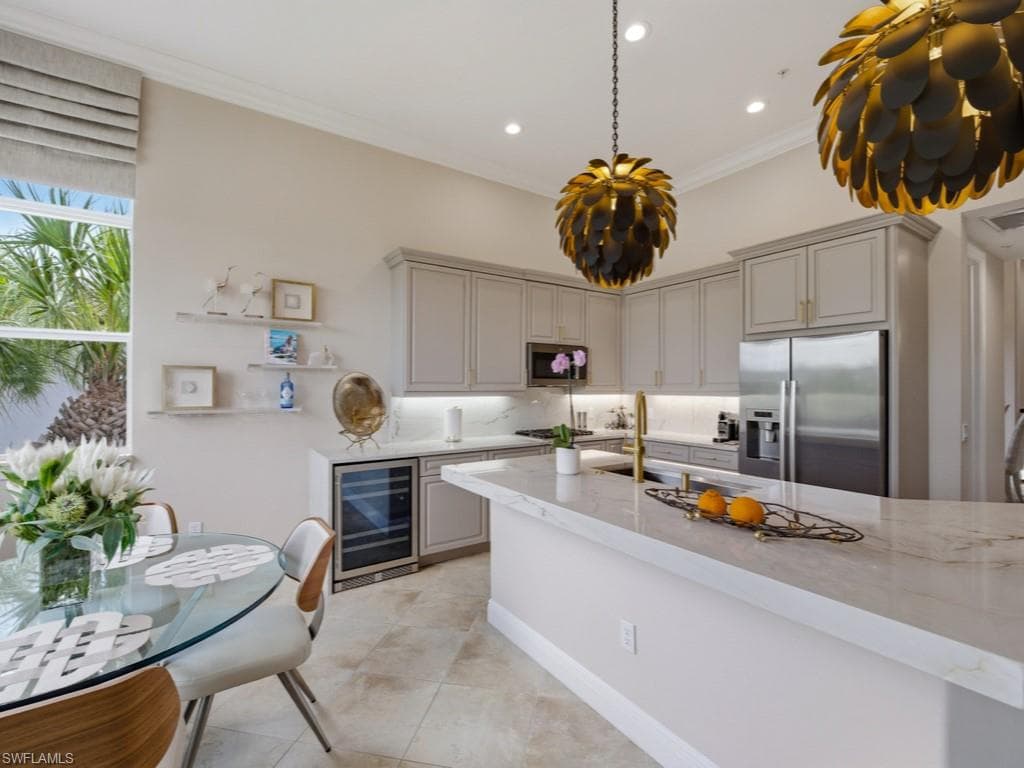 28511 Calabria CT 202-10