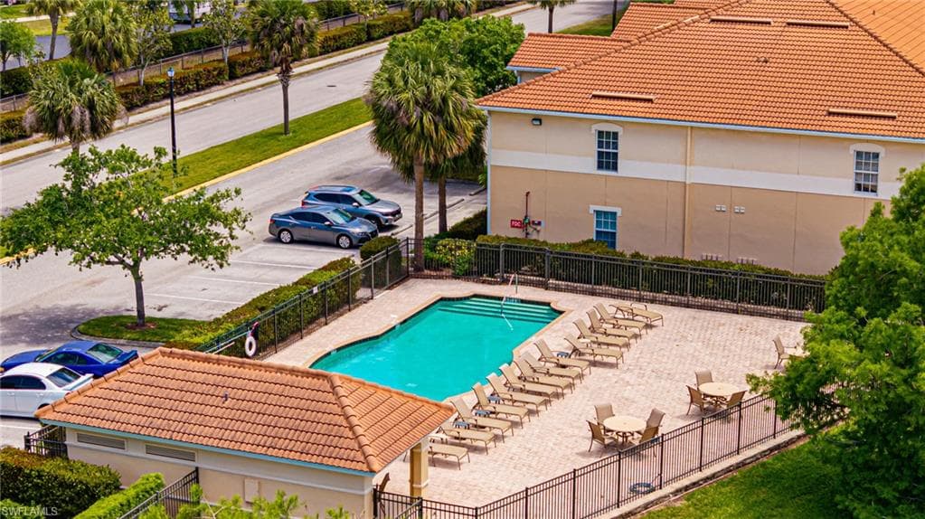 9025 Colby DR 2120-40