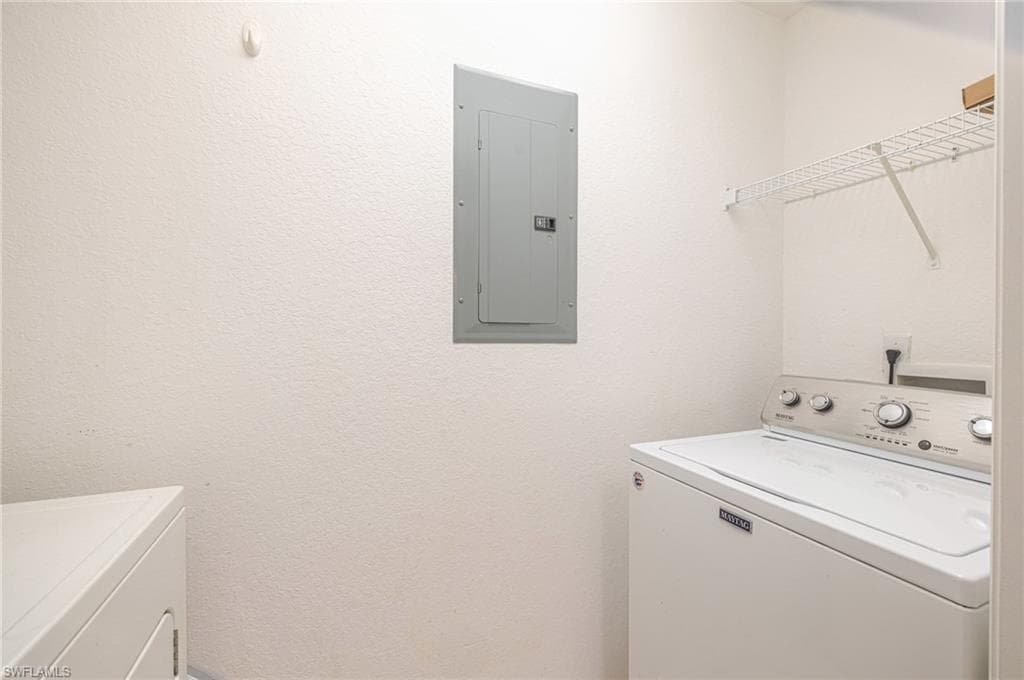 9025 Colby DR 2120-27