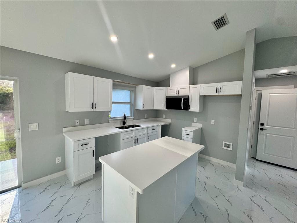 2305 Grant AVE-12