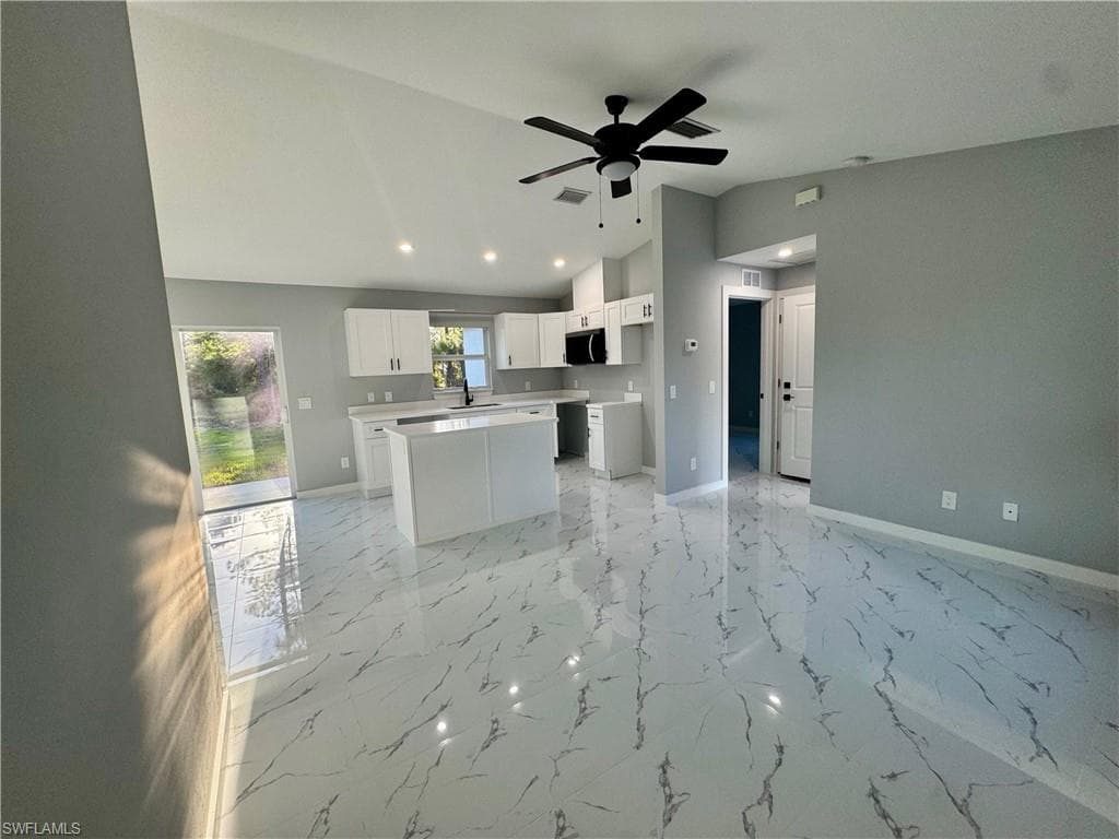 2305 Grant AVE-10