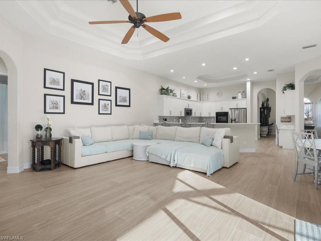 16109 Waterleaf LN-9