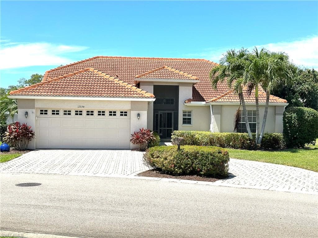 12654 Buttonbush PL-28
