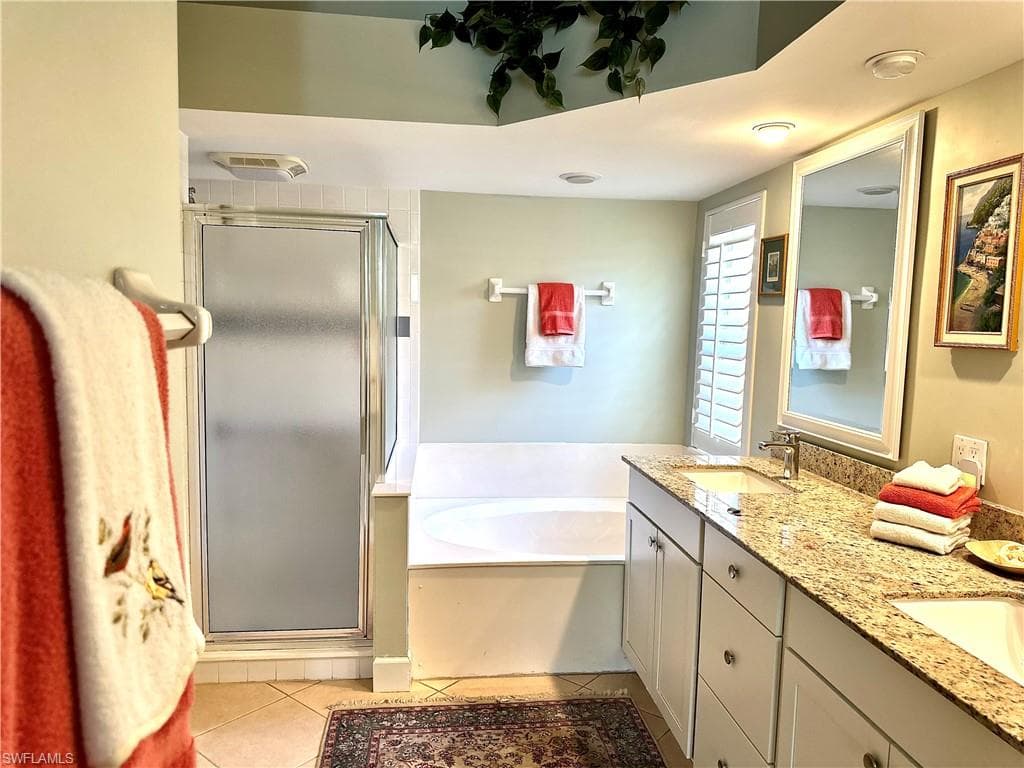 12654 Buttonbush PL-18