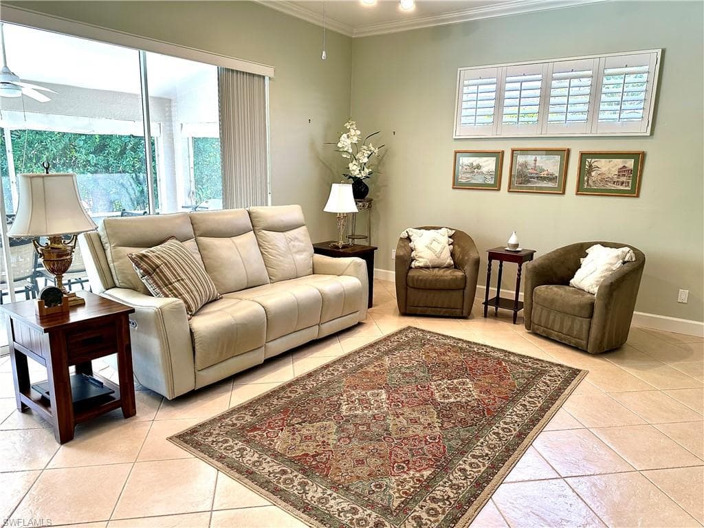 12654 Buttonbush PL-11