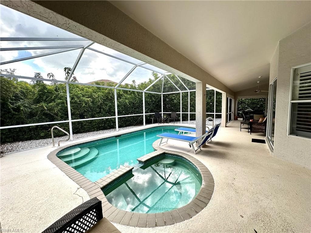 12654 Buttonbush PL-4