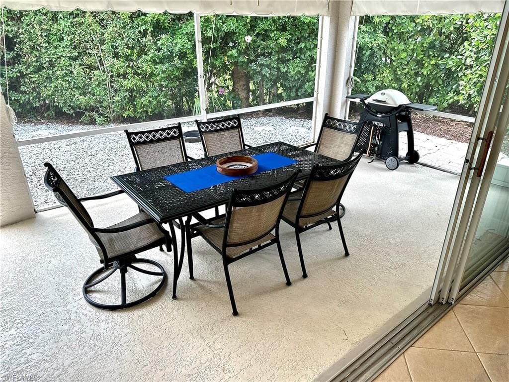 12654 Buttonbush PL-8
