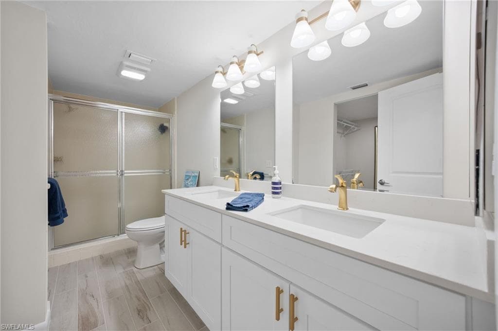 1808 Kings Lake BLVD 203-22