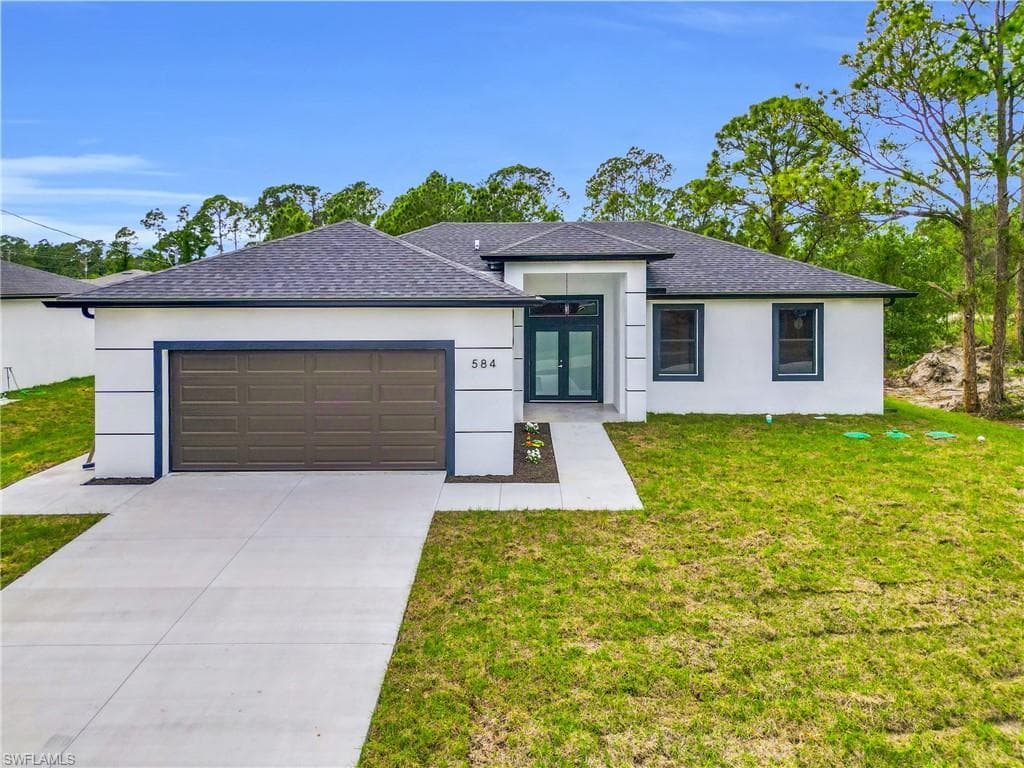 584 Genoa AVE S-2