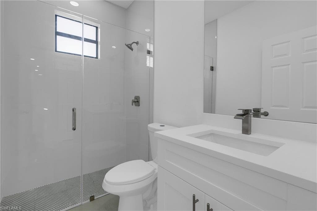584 Genoa AVE S-16