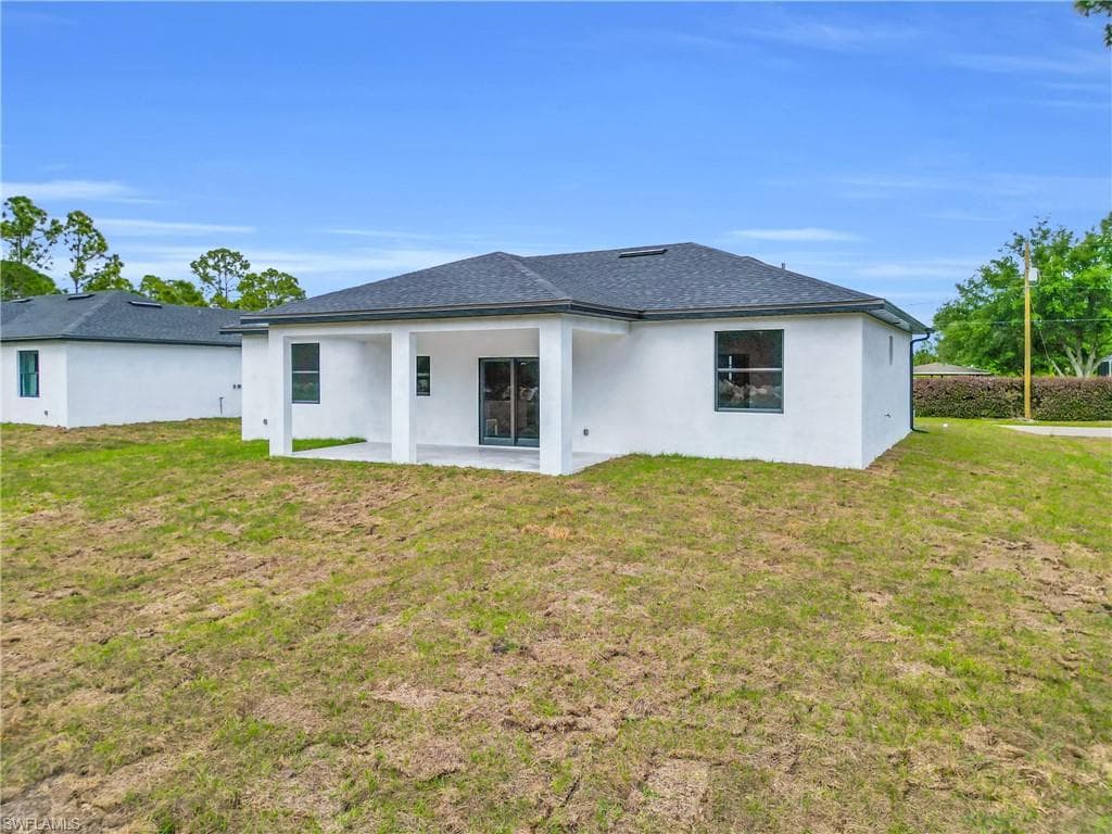 584 Genoa AVE S-24