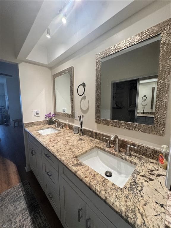 16551 Heron Coach WAY 302-16
