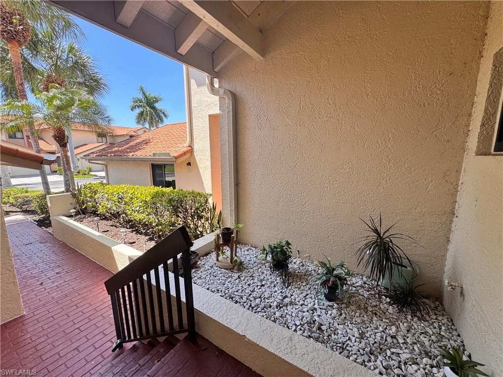 16551 Heron Coach WAY 302-32