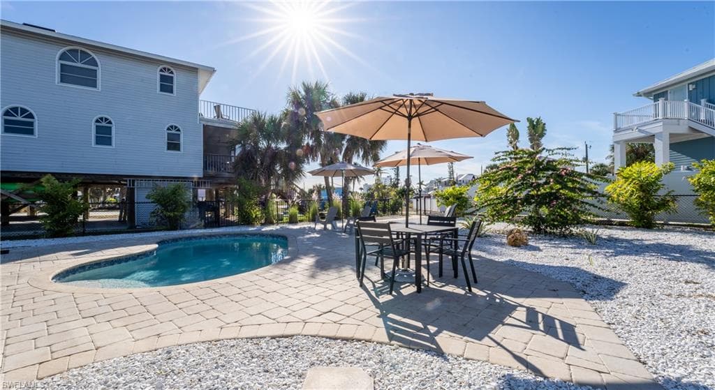 6030 Estero BLVD-40