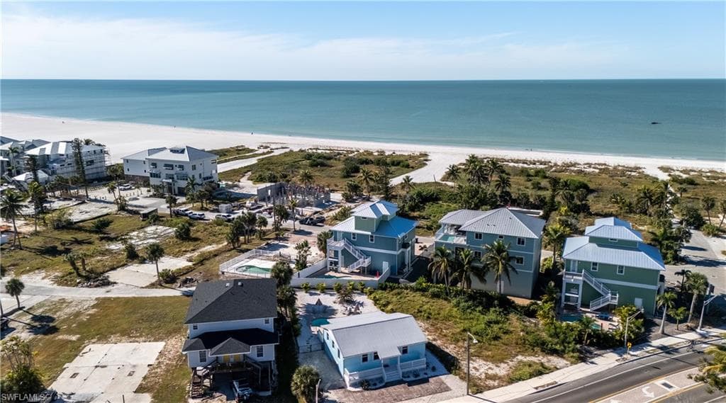 6030 Estero BLVD-35