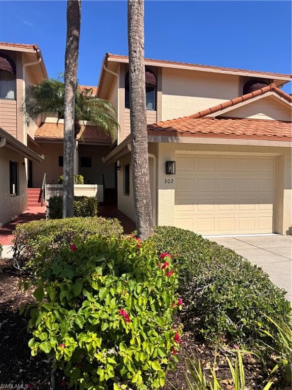 16551 Heron Coach WAY 302-1
