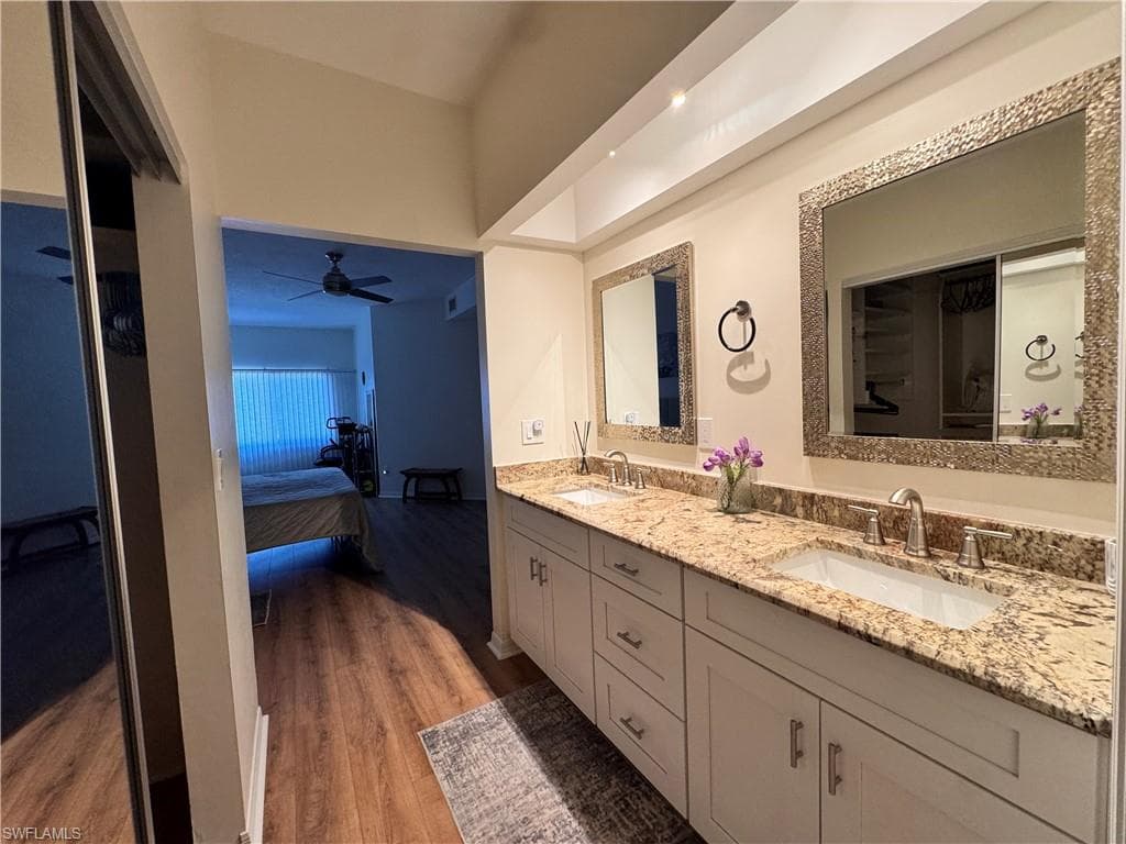 16551 Heron Coach WAY 302-24