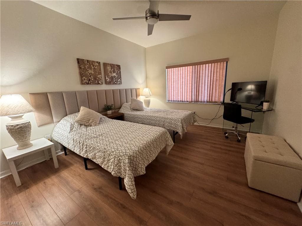 16551 Heron Coach WAY 302-21