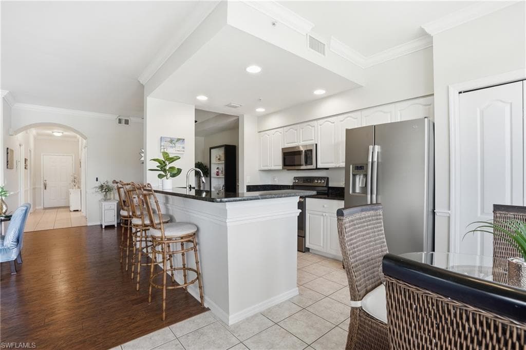 8600 Cedar Hammock CIR 1316-14