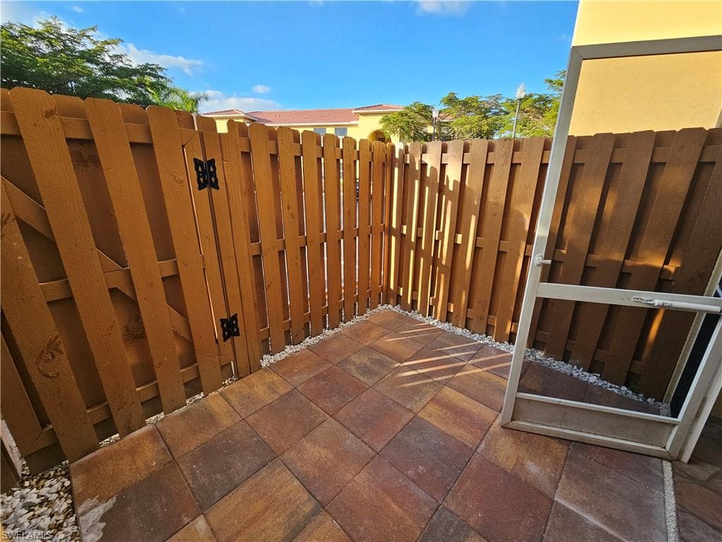 4104 Bellasol CIR 1312-42