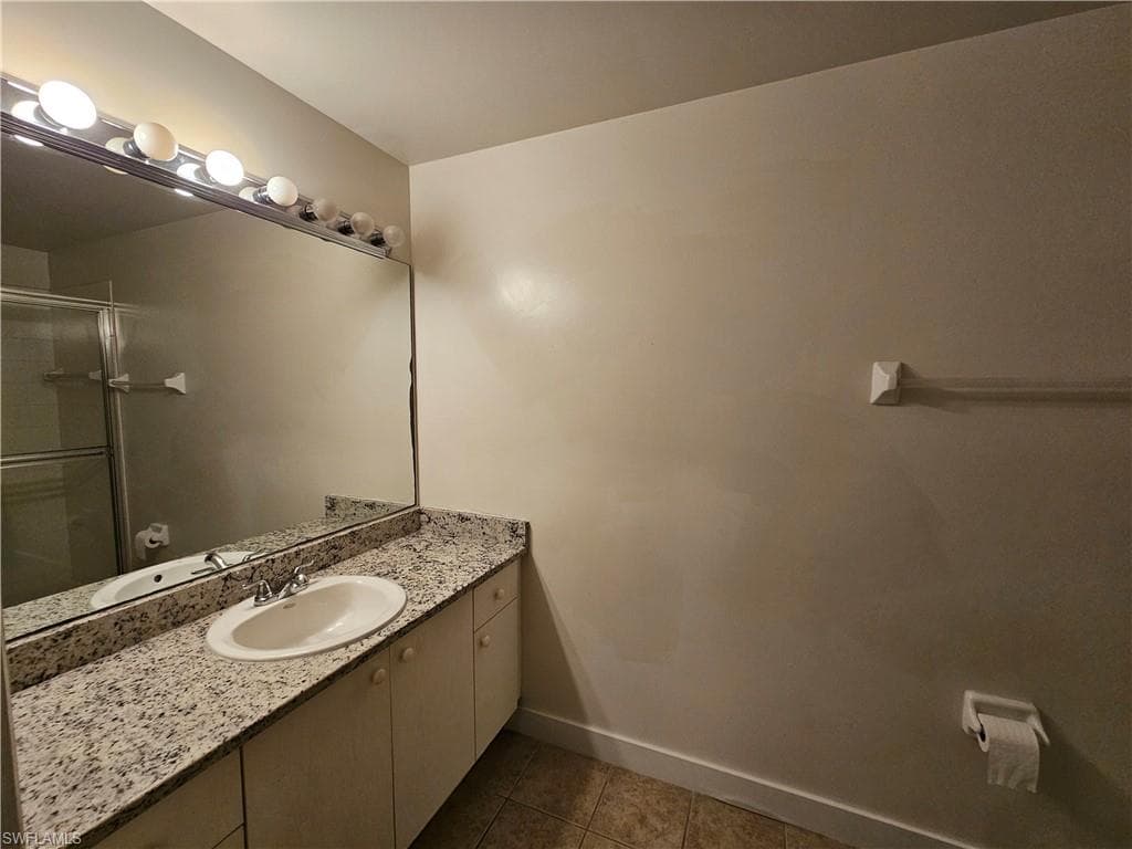 4104 Bellasol CIR 1312-40