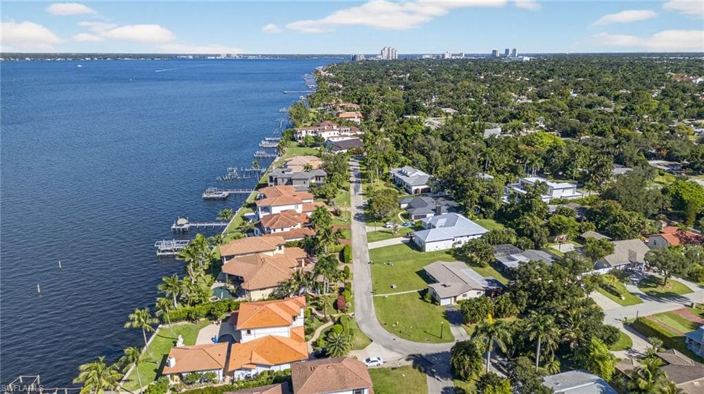 3965 W Riverside DR-23