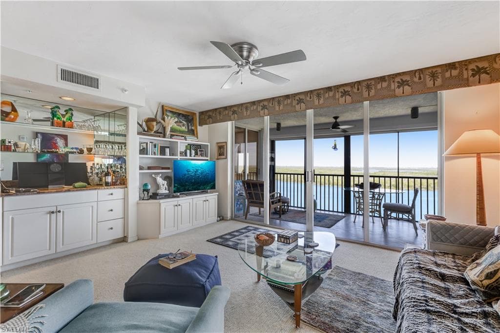 4753 Estero BLVD 905-6