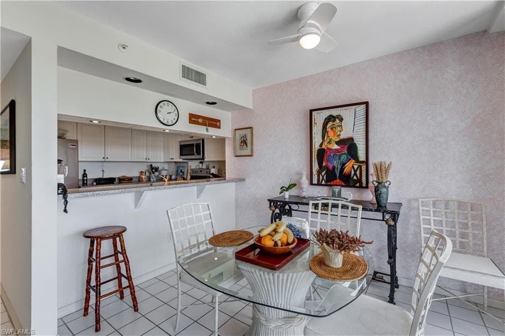 4753 Estero BLVD 905-17