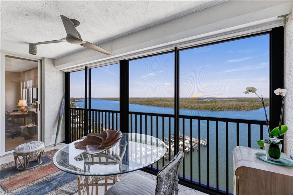 4753 Estero BLVD 905-12