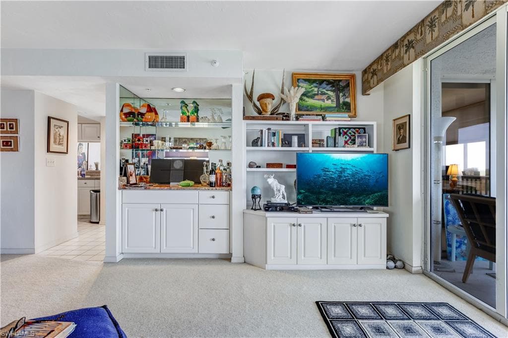 4753 Estero BLVD 905-7