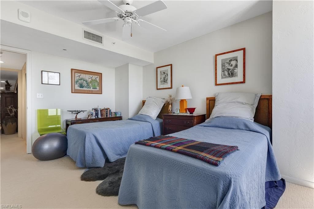 4753 Estero BLVD 905-31