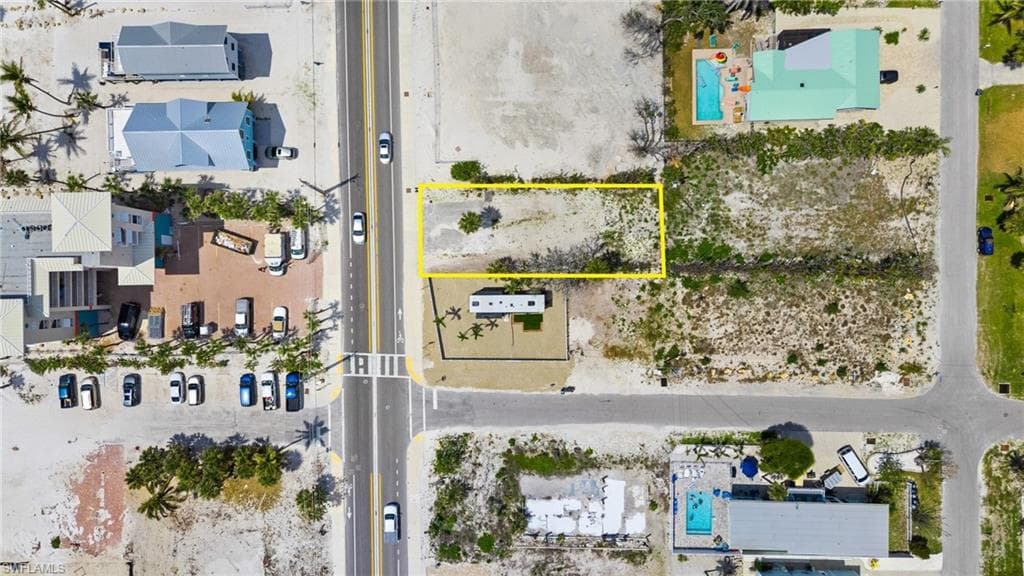 5421 / 5425 Estero BLVD-11