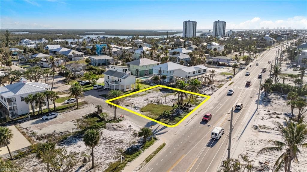 3909 Estero BLVD-12