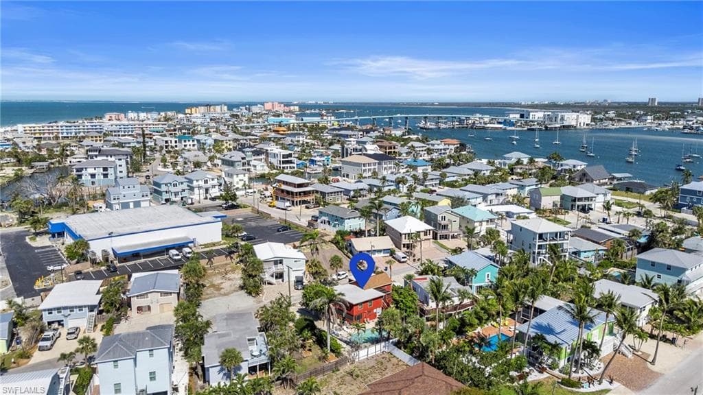 210 Miramar ST-43