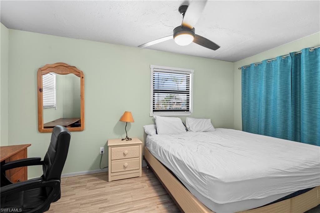 210 Miramar ST-26