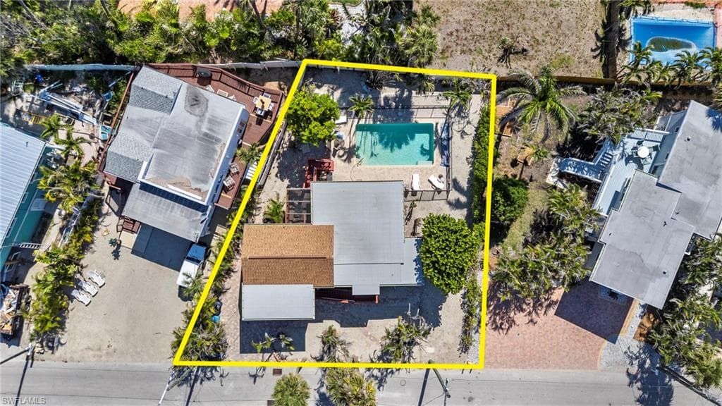 210 Miramar ST-7
